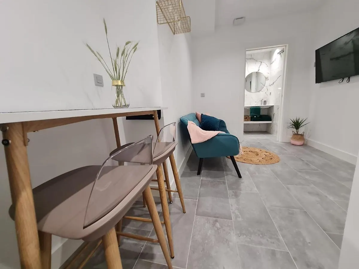 Loftinmalaga Aparthotel  Malaga