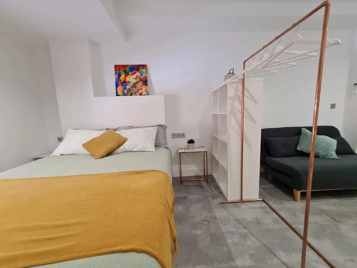Loftinmalaga Aparthotel 0*, Malaga